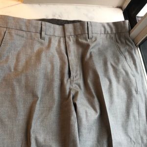 Like new! J.Crew men’s Bowery pants grey